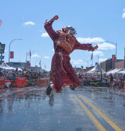 Title: Water Fight Price: $125 Medium: Digital Photograph, Archival Pigment Print on Hahnemuhle Photo Rag Baryta